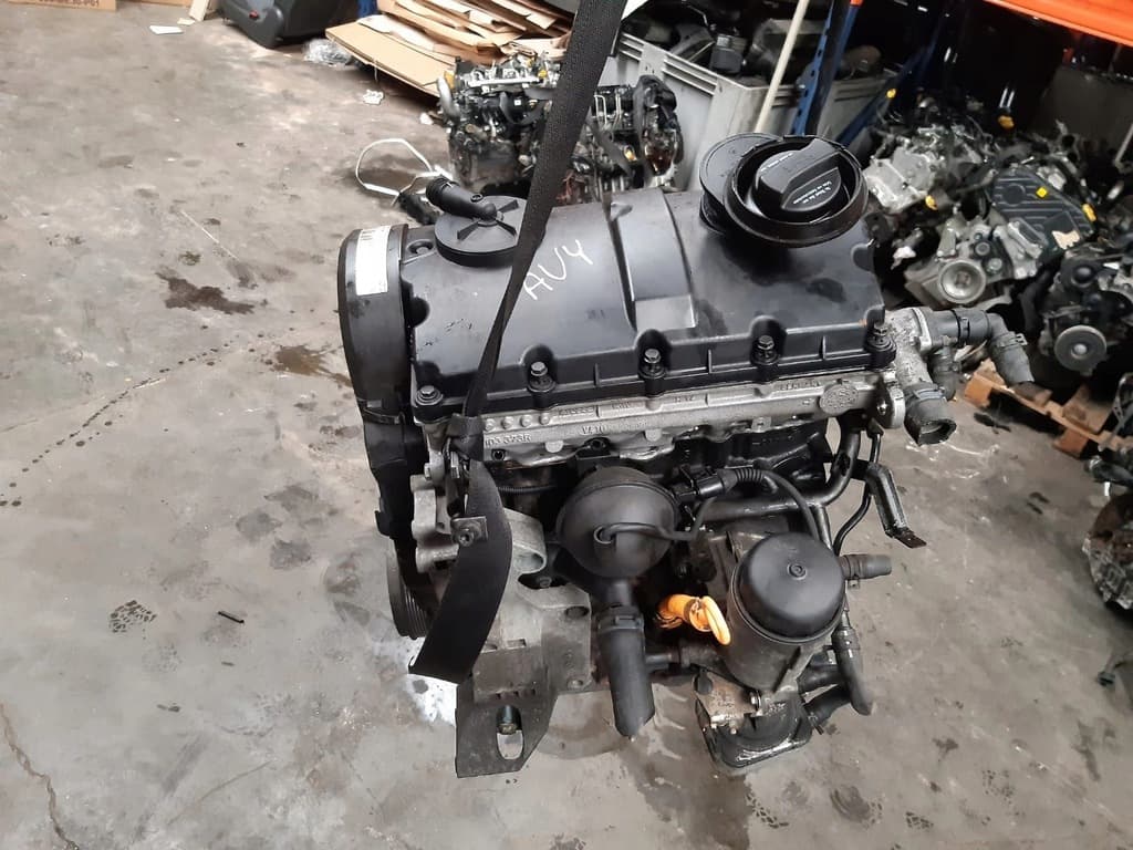 Moteur AVY pour Volkswagen Polo 1.6 Petrol