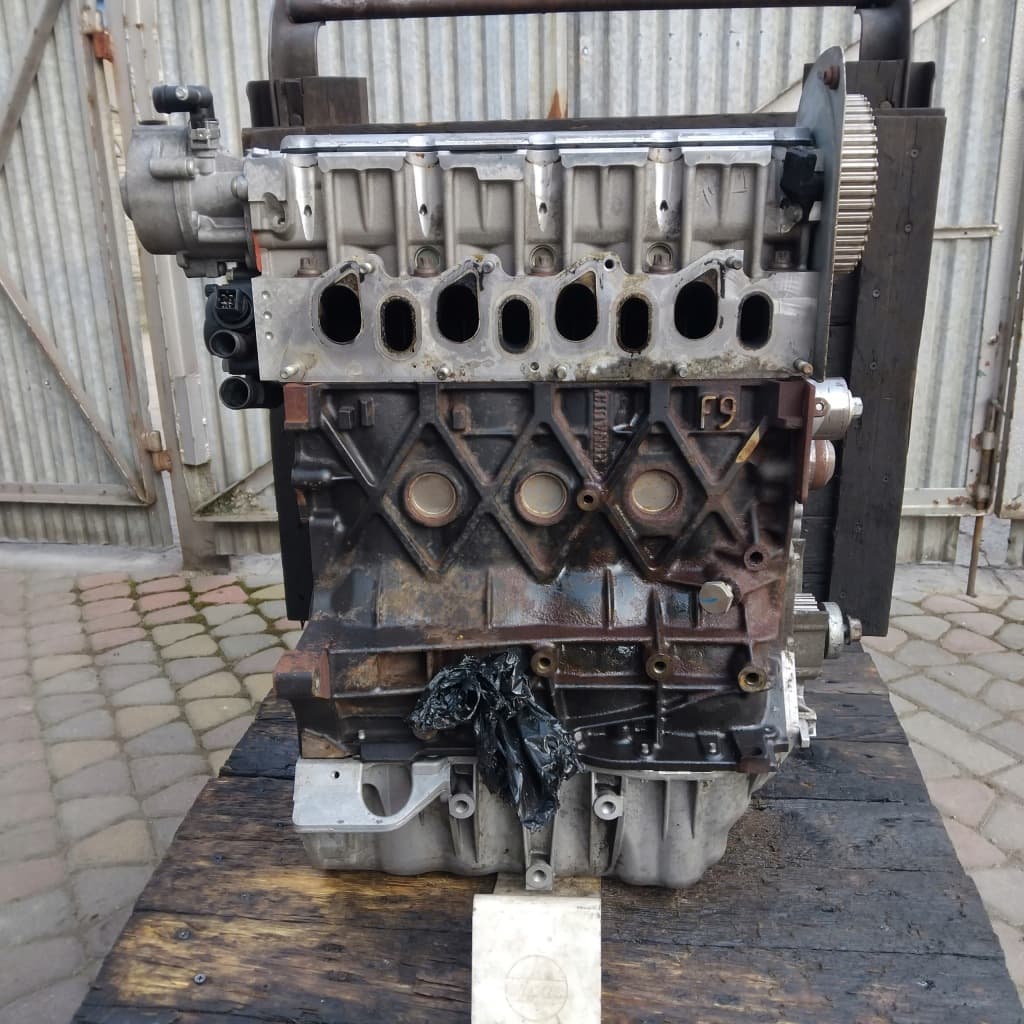 Moteur F9Q 758 pour Renault